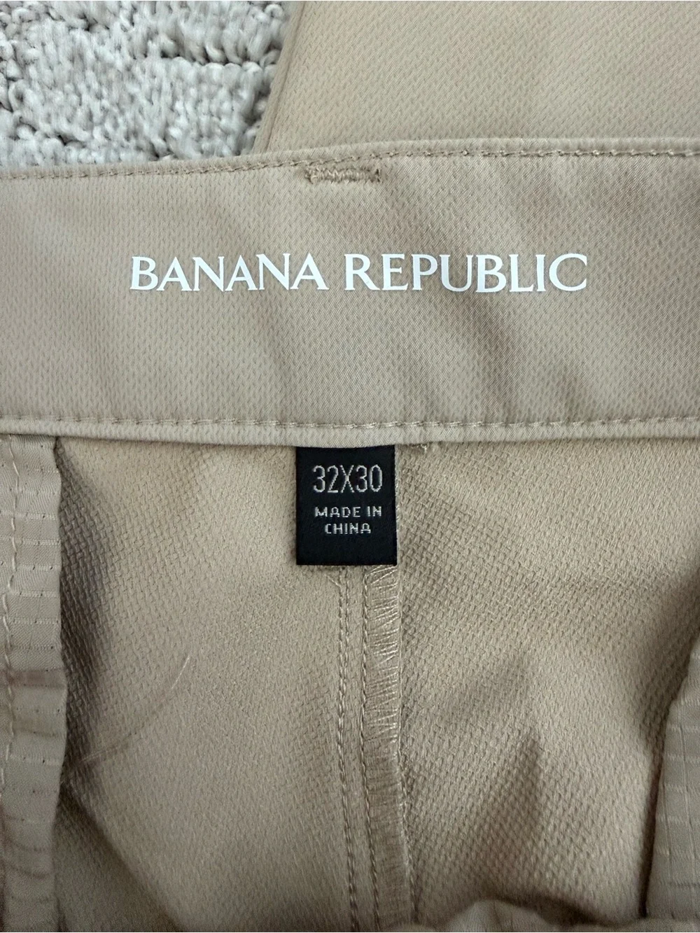 Banana Republic Mens Performance Chino Pants Beige Tan 32x30